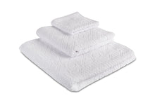 Load image into Gallery viewer, HELIOPOLIS | 3-Piece Towel Set
